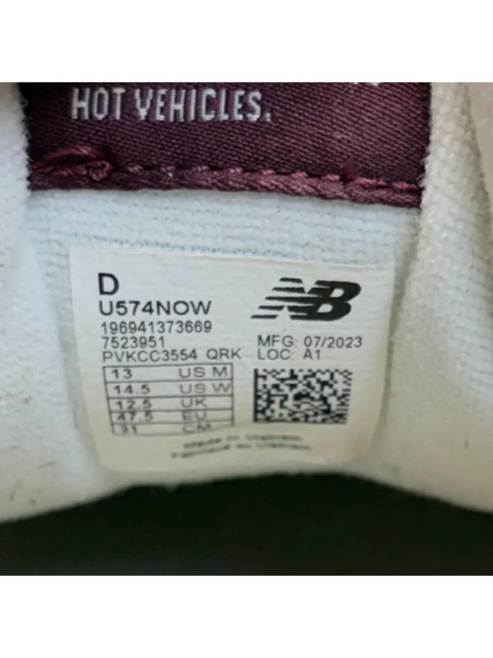 New Balance 574 Mens Size 13 Cream Burgundy Athletic Walking Shoes Sneakers